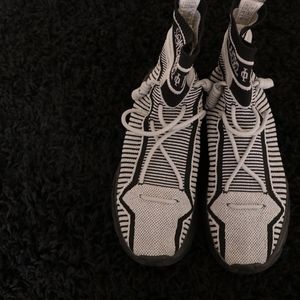 Sia Collective Reflective Shoe